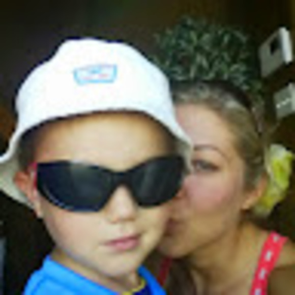 Meet your Posher, Olena - Picture 1 of 1